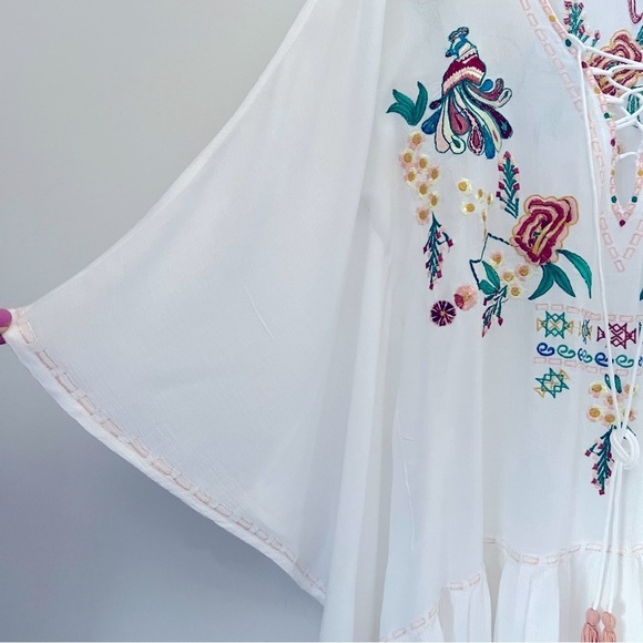 Rare Farm Rio Colorful Embroidered Tropical White Kaftan Beach Cover-up One Size - Picture 7 of 14